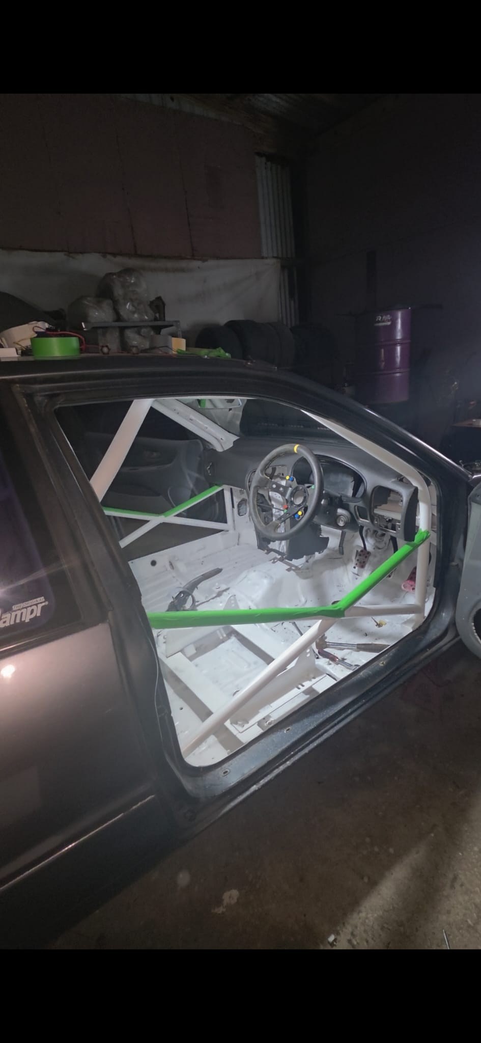 Feature build - roll cage and cockpit view